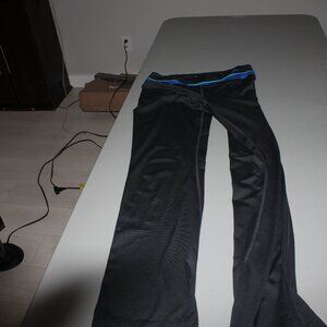 Black Adidas Athletic Pants Size Medium